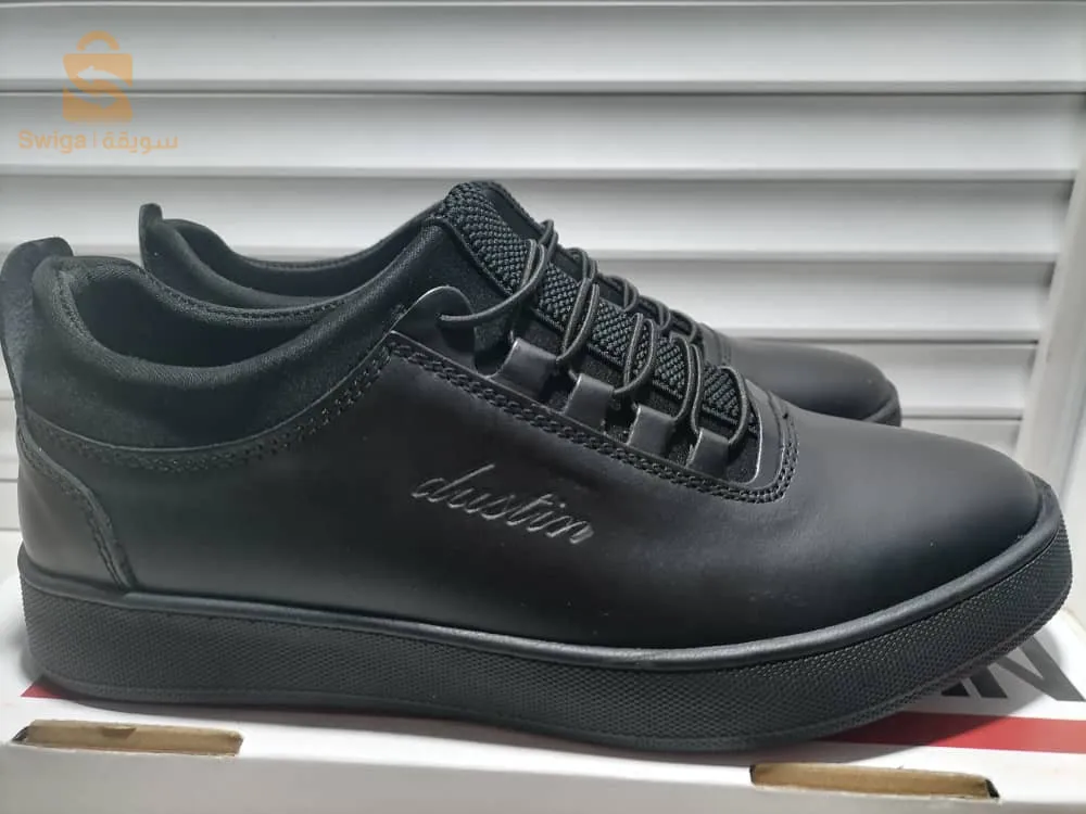 حذاء جلدي من علامة Dustin