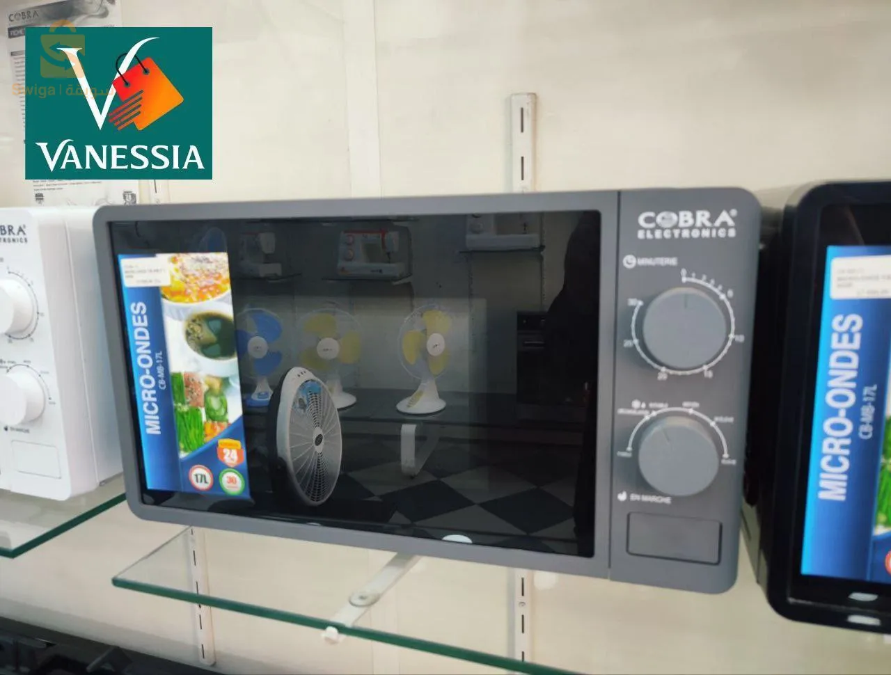Micro onde de la marque cobra