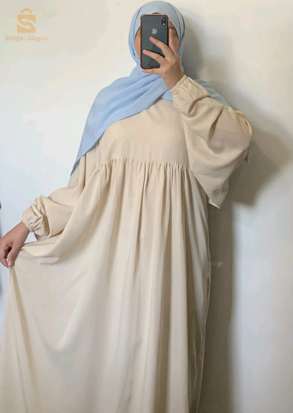 - حجاب واسع فضفاض خفيف