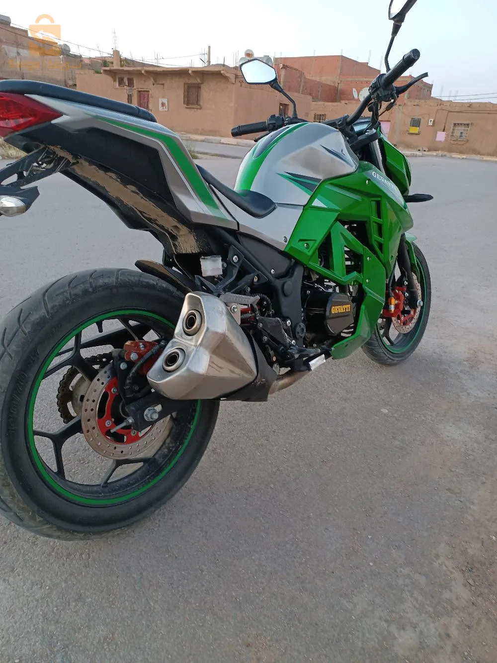 دراجة نارية