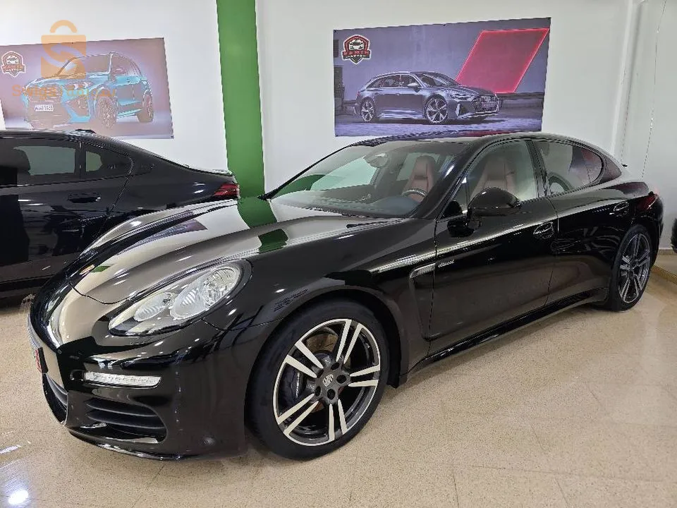 PORSHE panamera 2017 3L v6 dies 9000km