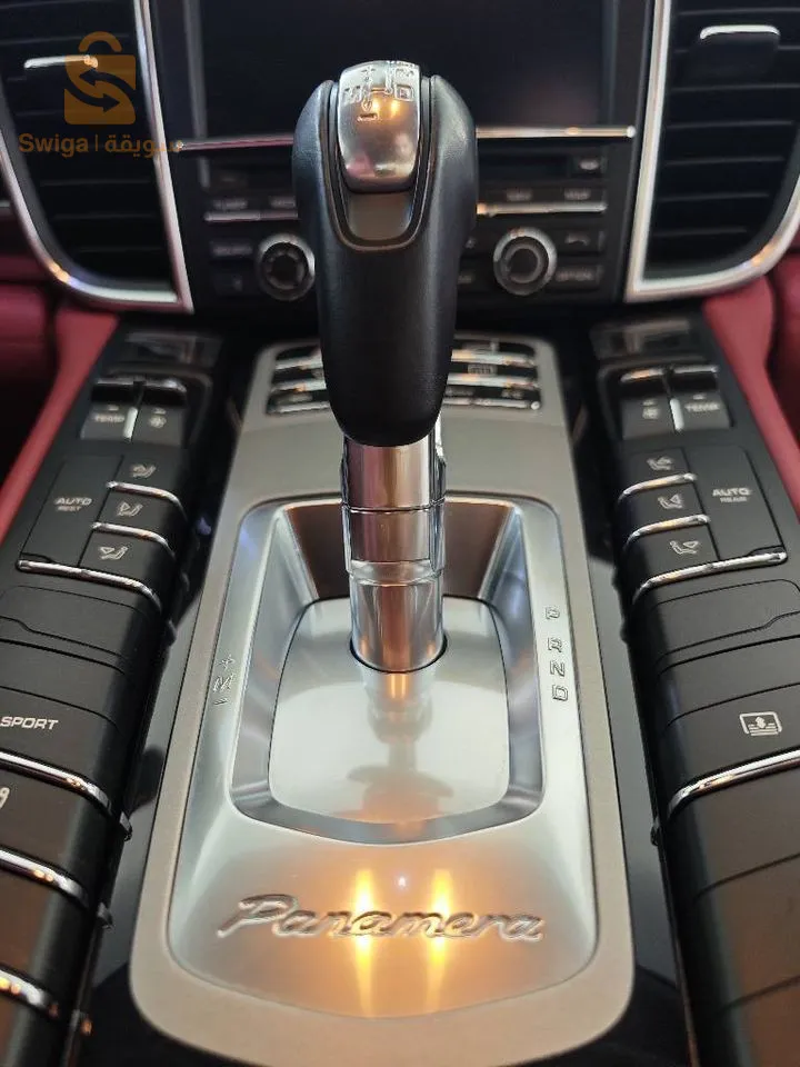 PORSHE panamera 2017 3L v6 dies 9000km