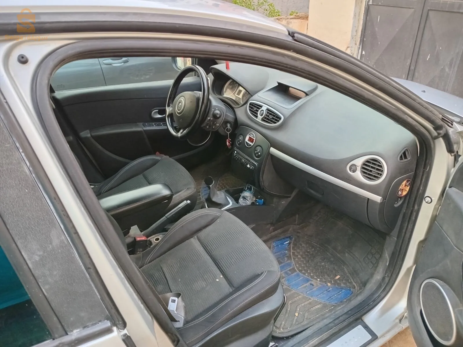 Renault Clio 3 2011 Night and Day