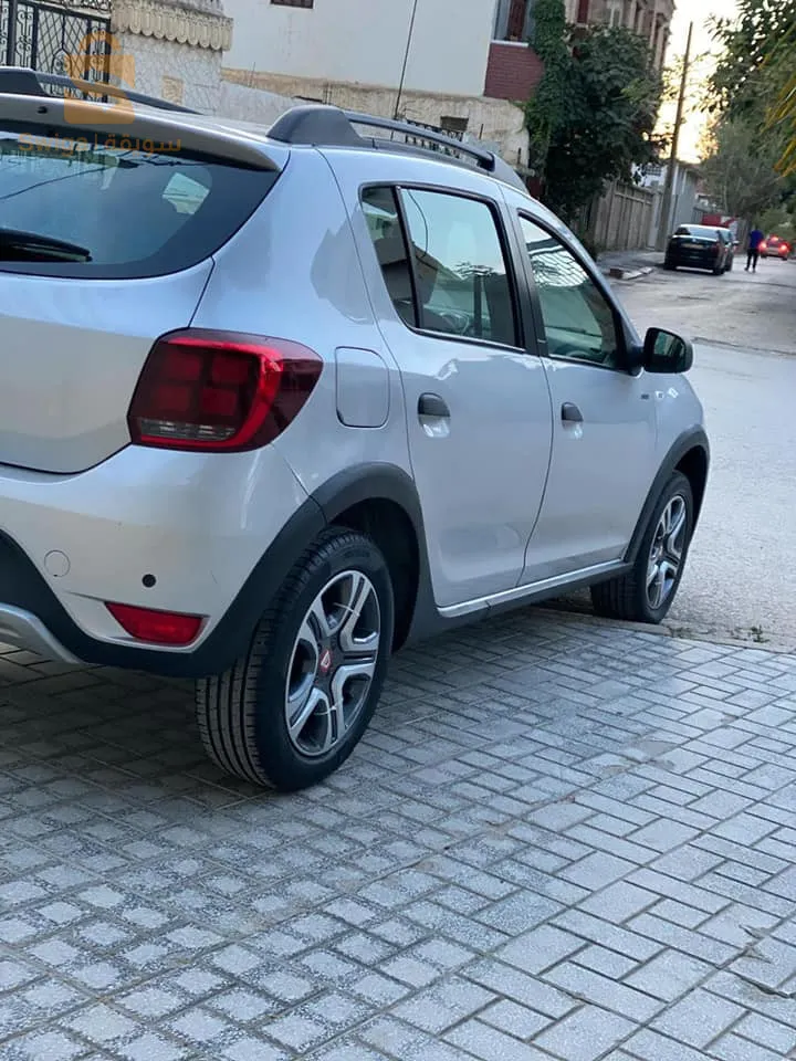 Stepway dci 2018 privilge machi 109000km hidden information 320 DZD