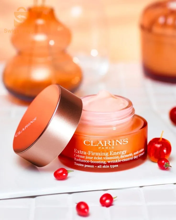 كريم العناية بالبشرة وشد الوجه ولمحاربة التجاعيد فعال