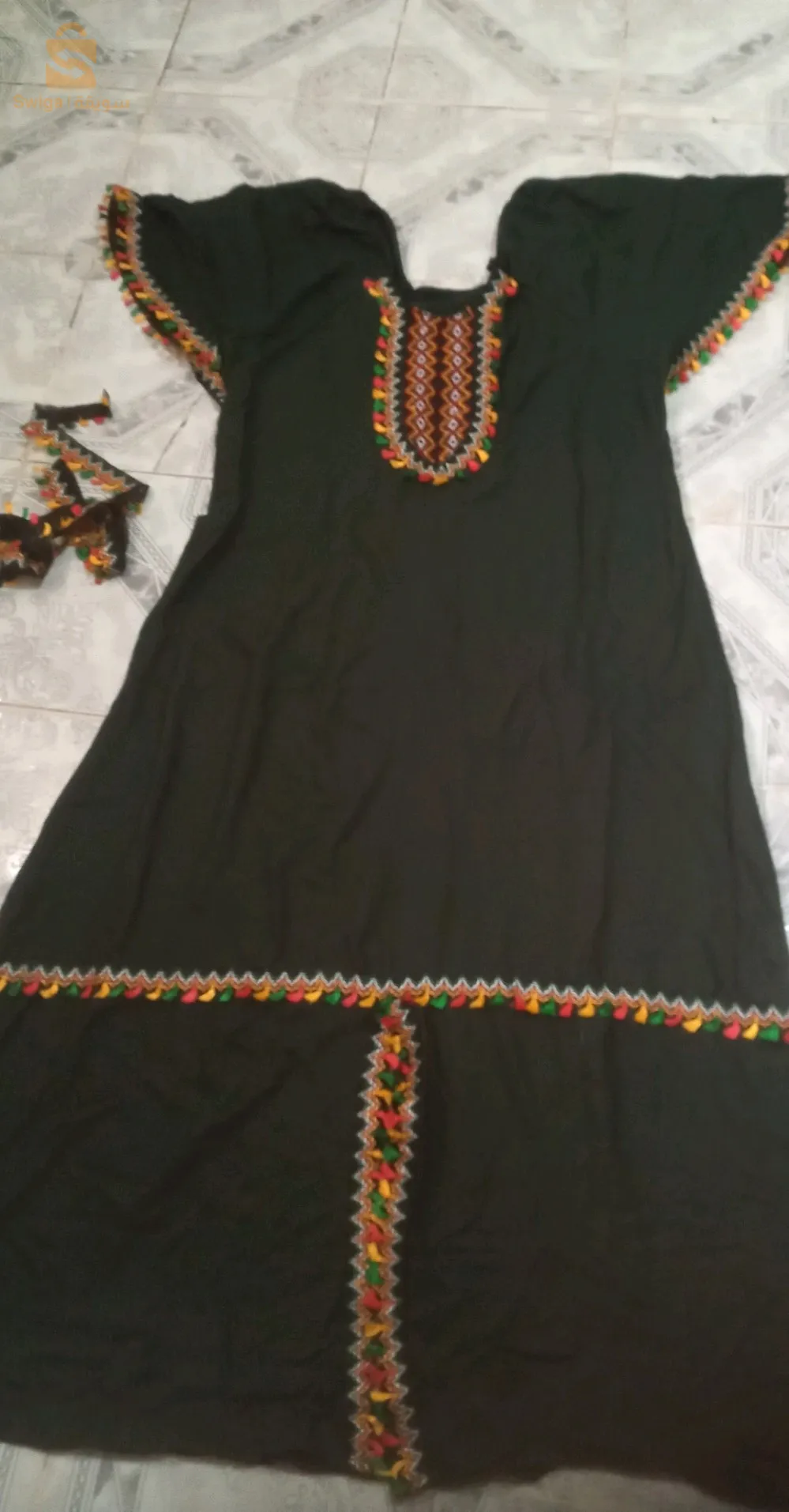 اغطية و ملابس نساء