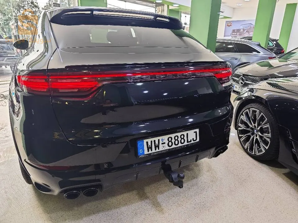 PORSCHE cayenne