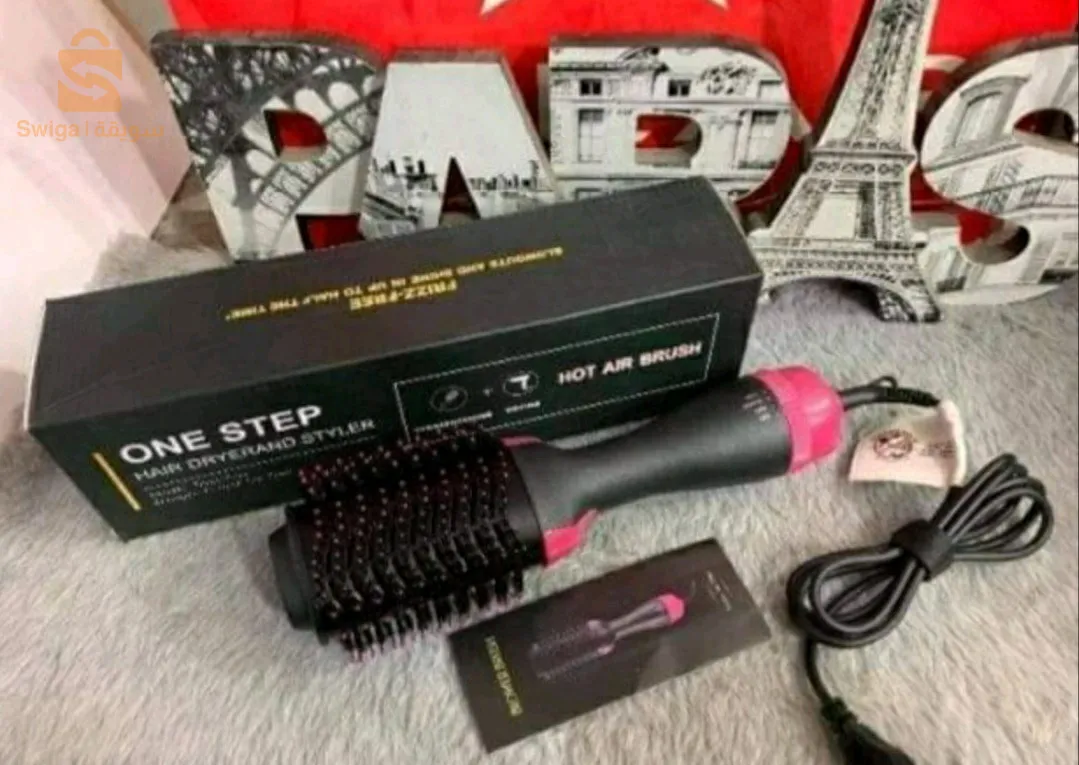 مشط مجفف الشعر