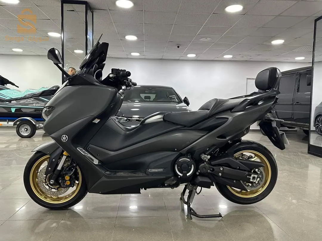 Yamaha tmax