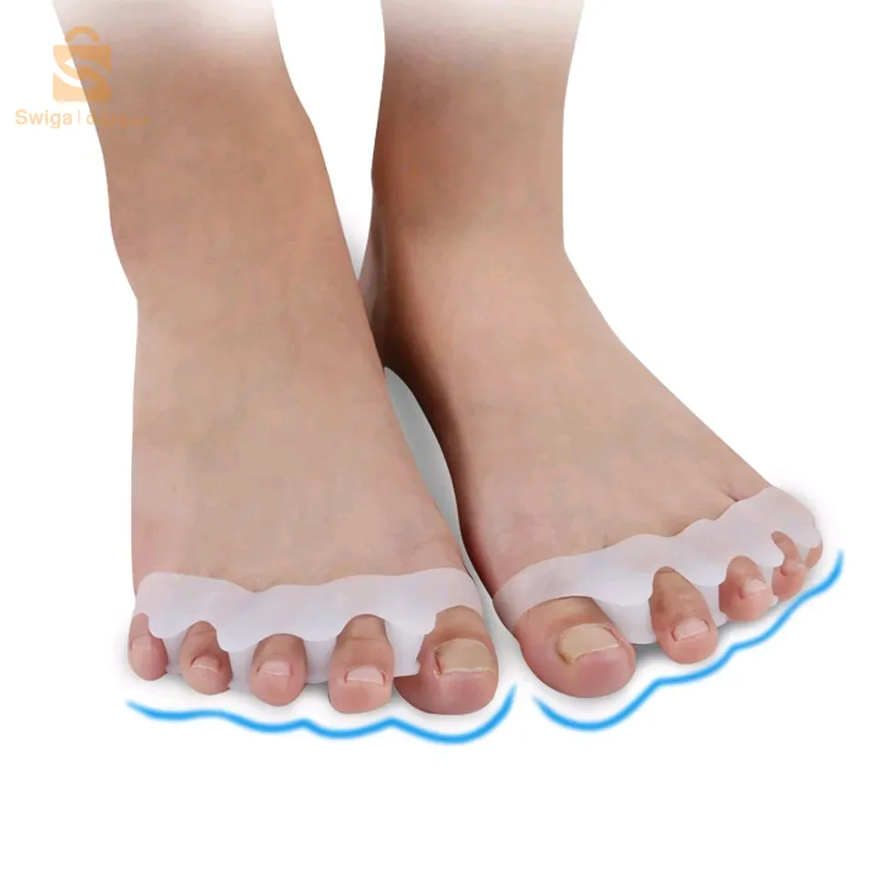 Protective toes separator
