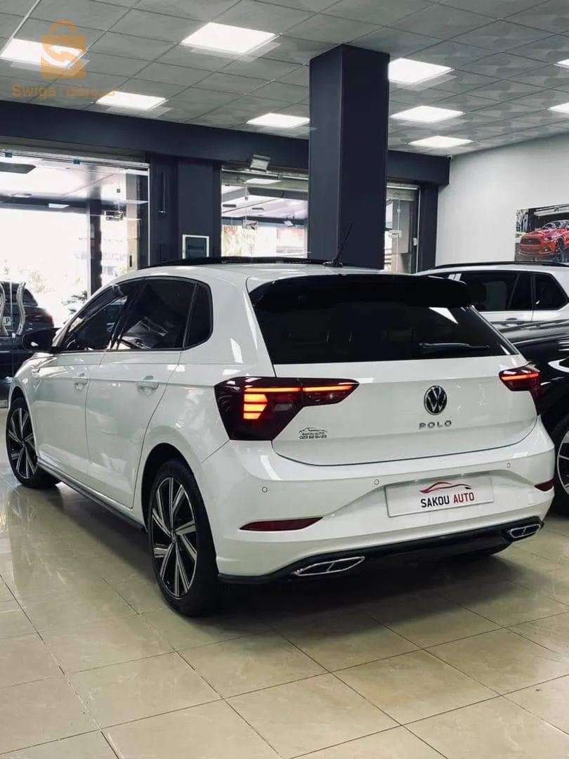 volksawgen polo R LINE 2022