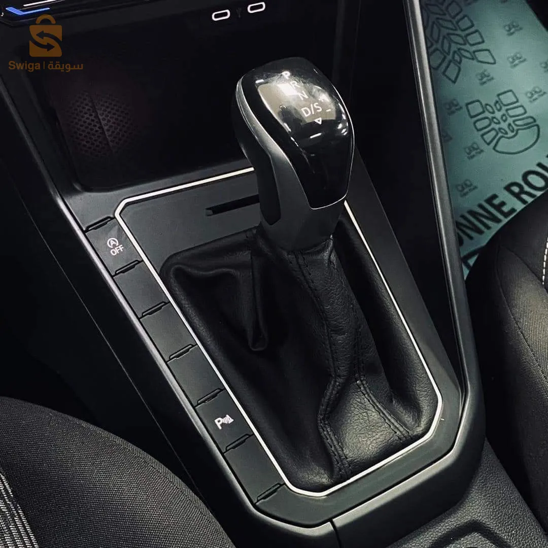 volksawgen polo R LINE 2022
