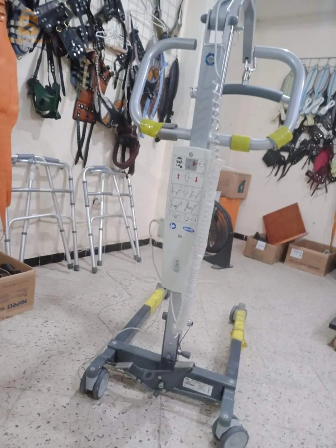 soulève Malade Invacare Birdie compact/رفع المرضى