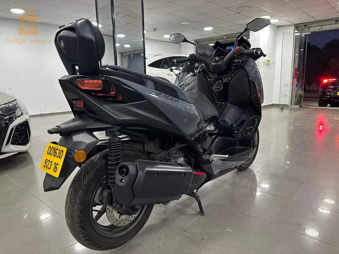 Yamaha xmax