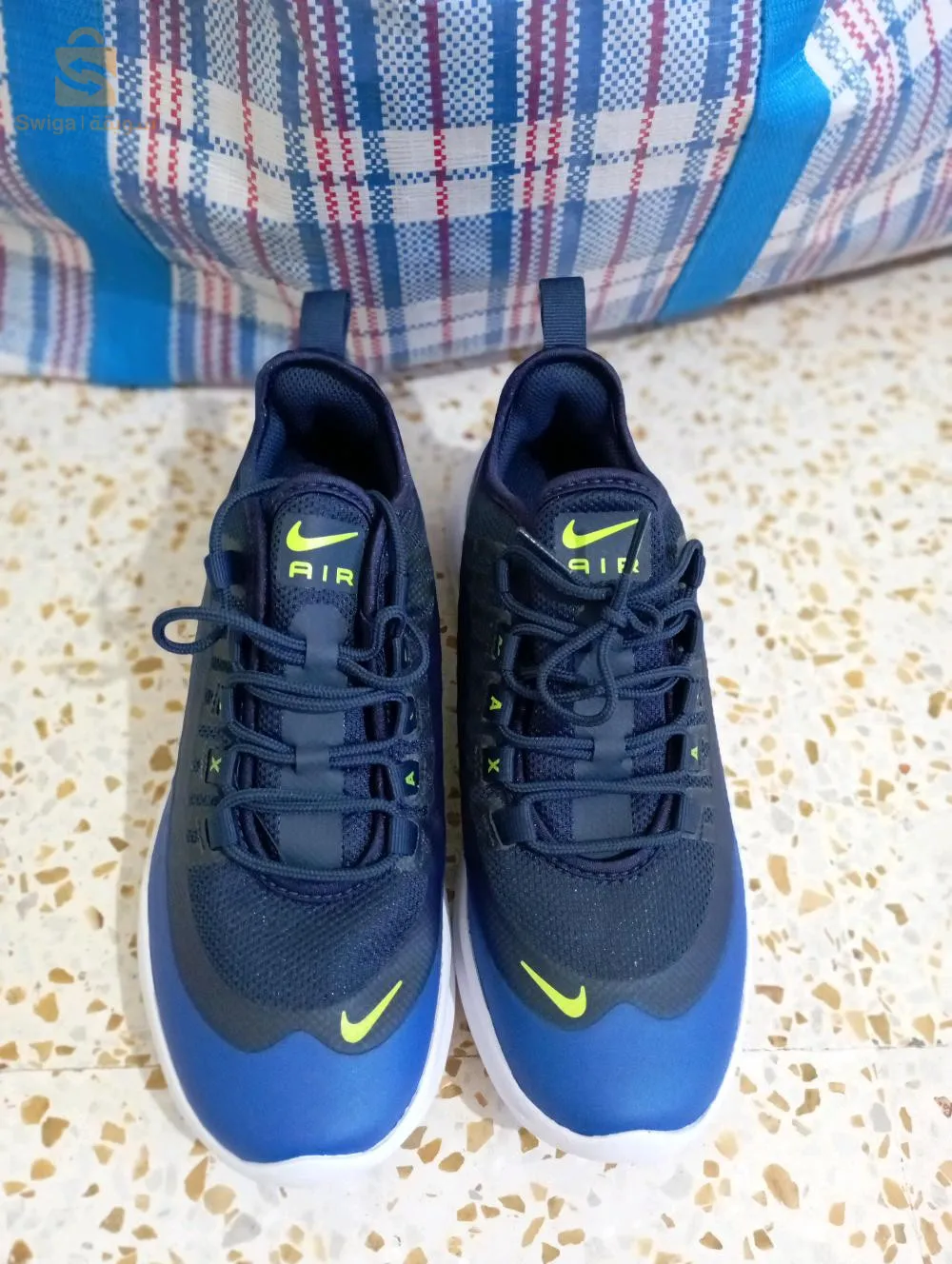 basket Nike air Max original habta kabas m'en 🇨🇵🇨🇵 pointure 38