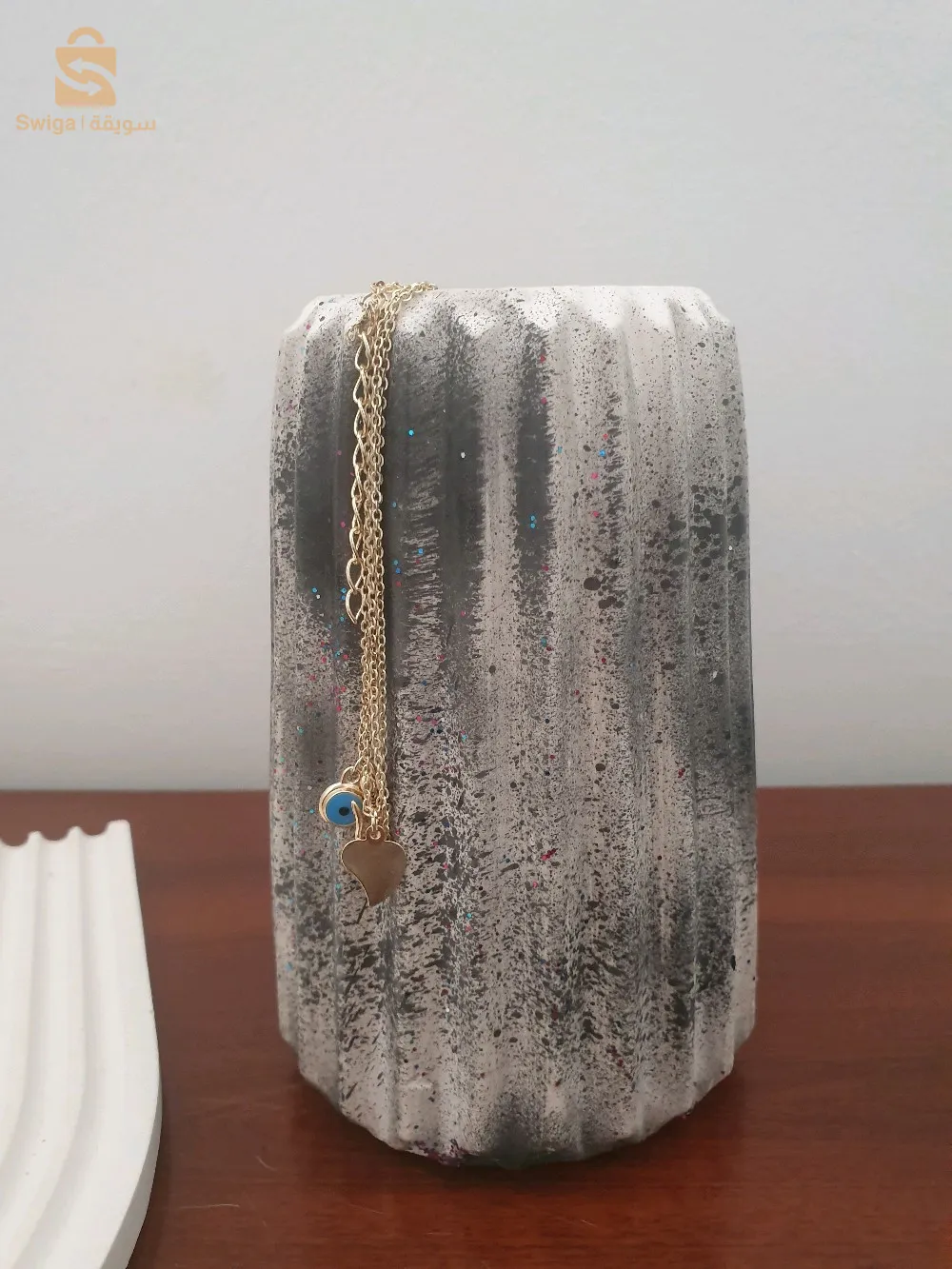 باك من طبق كبير كوكياج مبخرة بلاطو علي شكل قلب