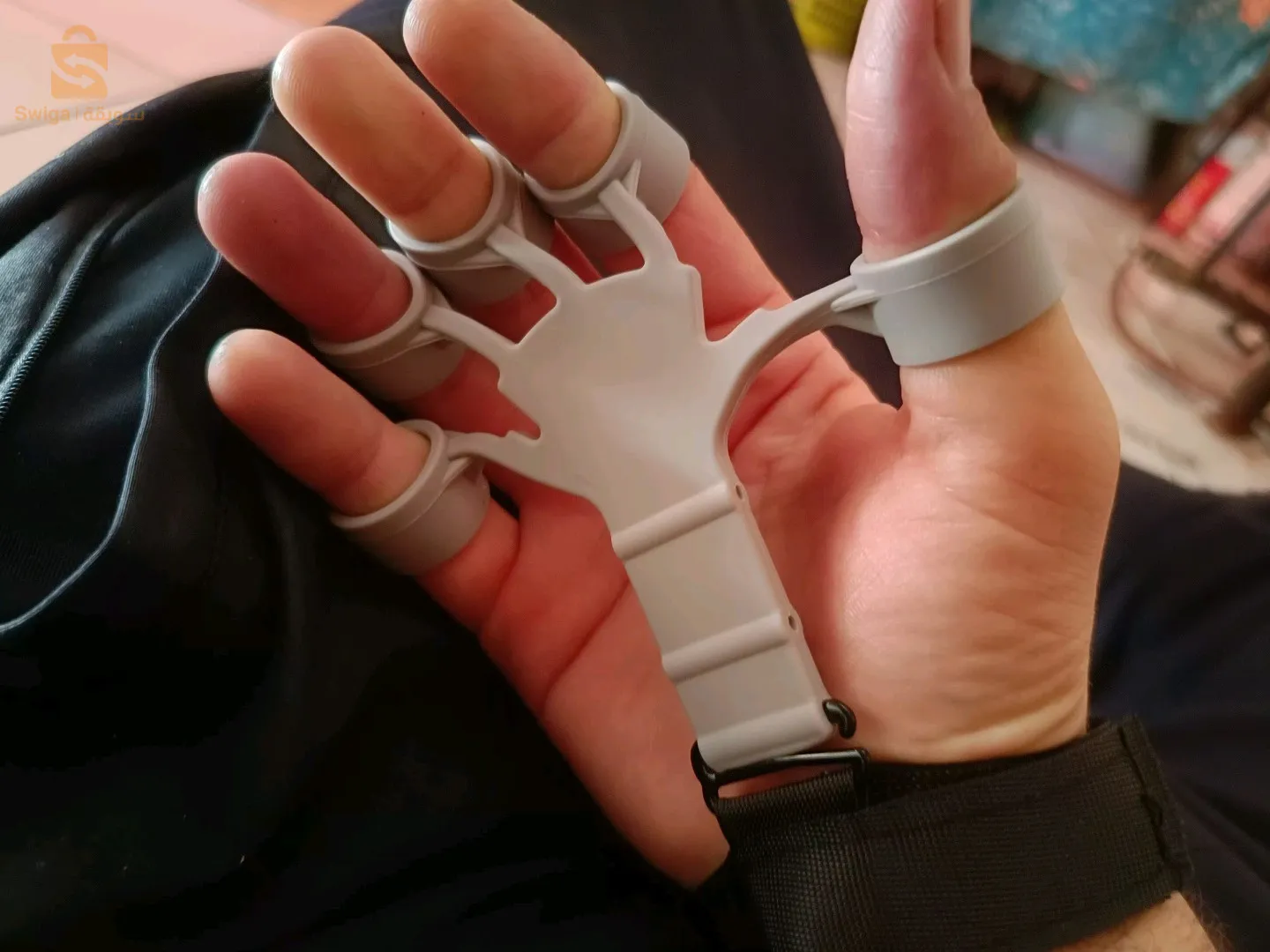 مقوي قبضة اليد