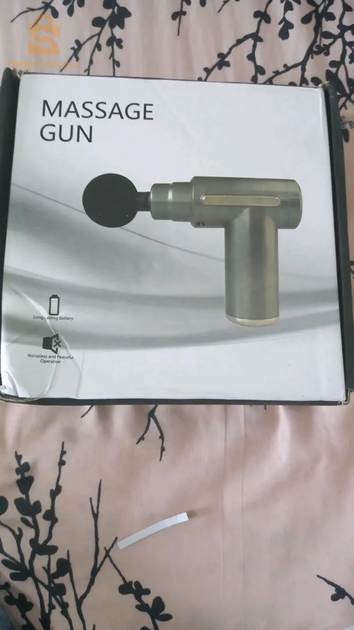 جهاز تدليك ومساج مع 4رؤس لتدليك مختلف عضلات الجسم