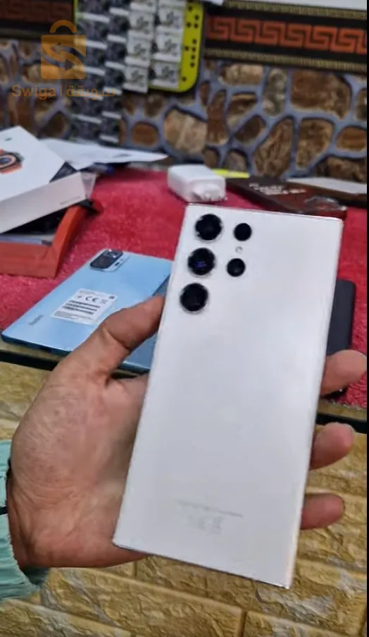 Samsung s23 ultra. 12/256. الون المفقود 😉