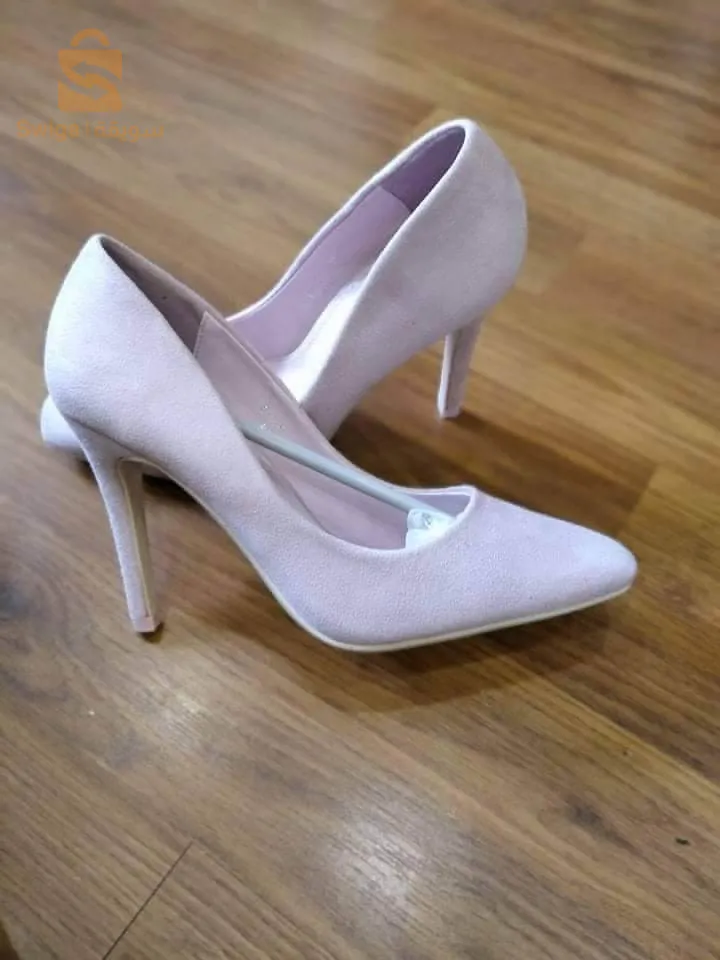 chaussures et escarpins et sandales