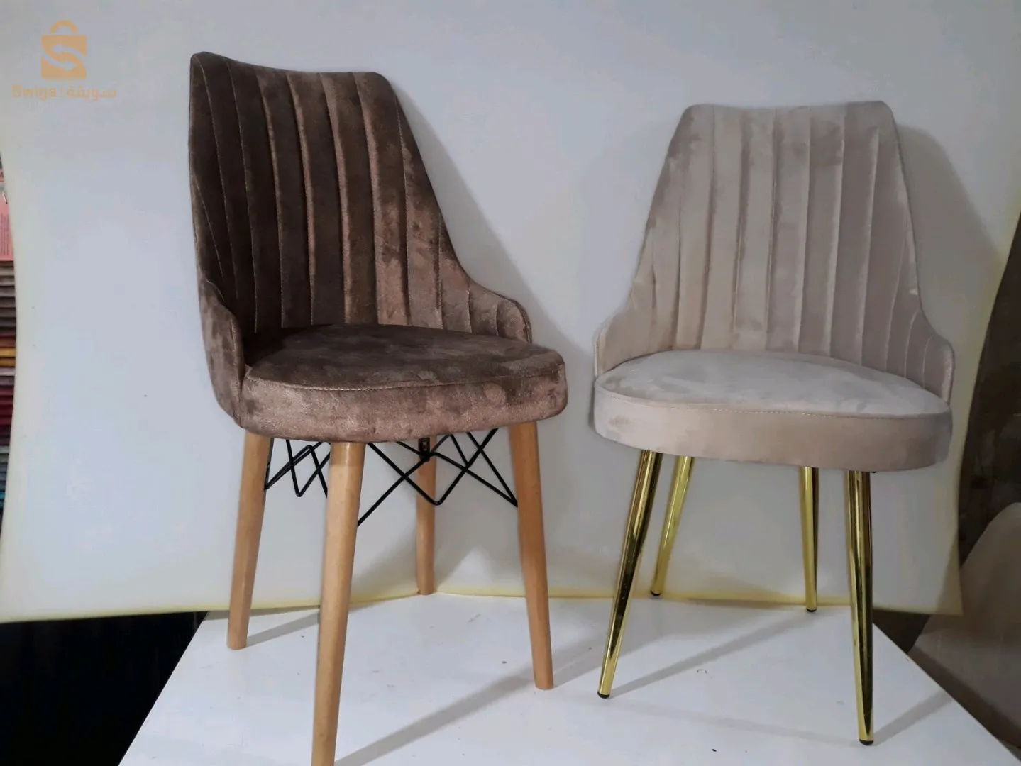 صالونات عصرية ذات جودة عالية مصنوعة من خشب رفيع ولون حسب طلب مرحبا بيكم