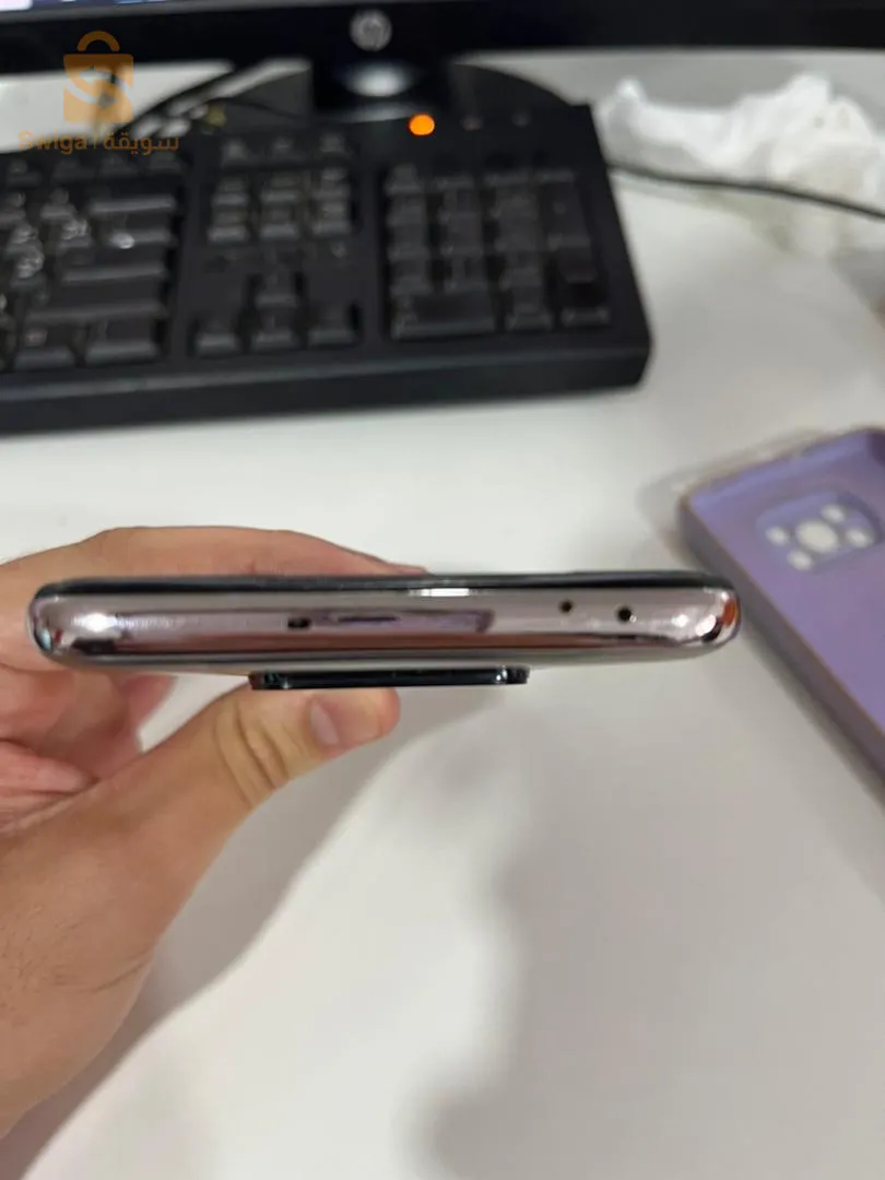 Poco X3 pro avec sa boîte ( antichoc+ incassable+ chargeur original)