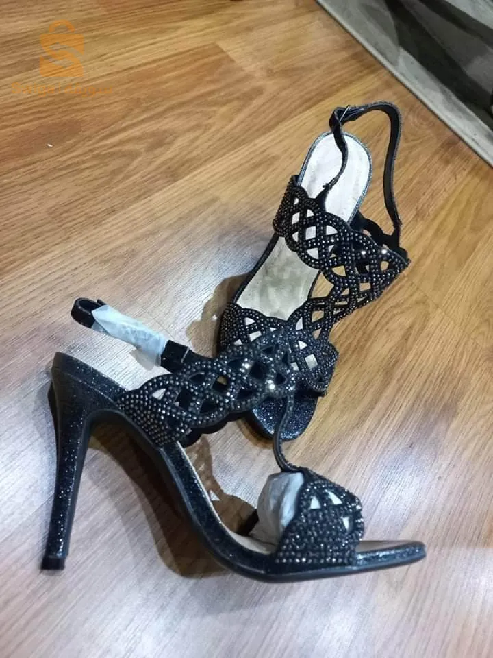 chaussures et escarpins et sandales