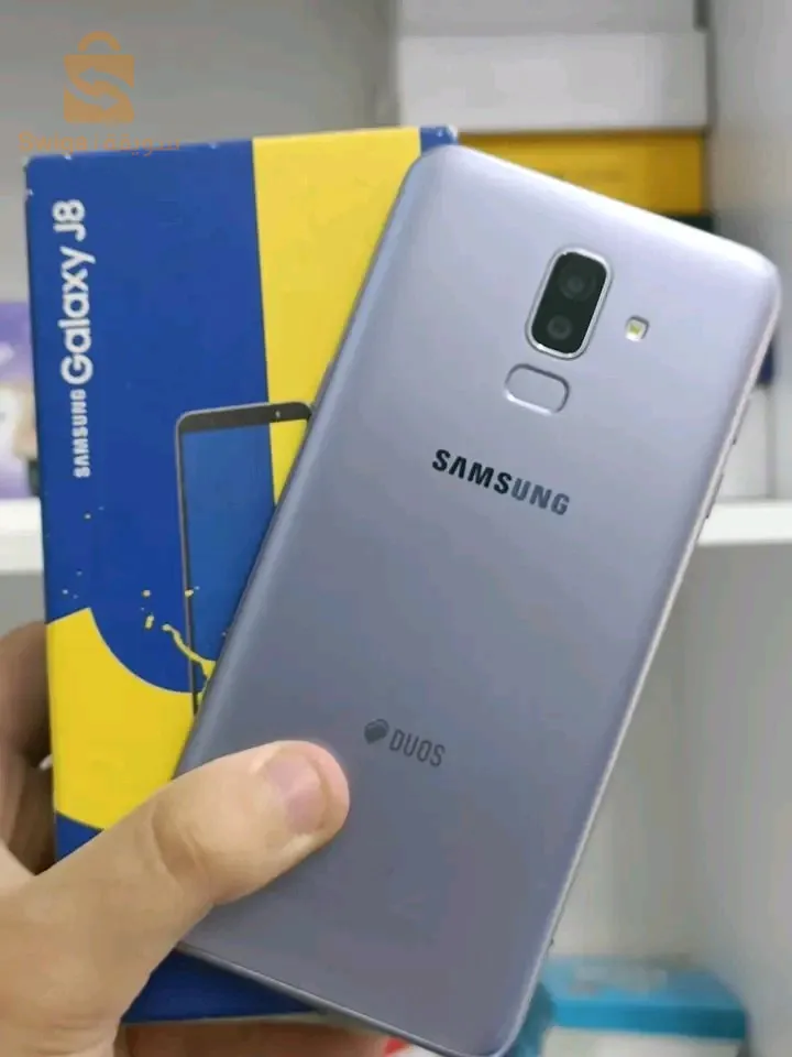 #Samsung_J8 32 GB. 10/10 مستعمل
  
.