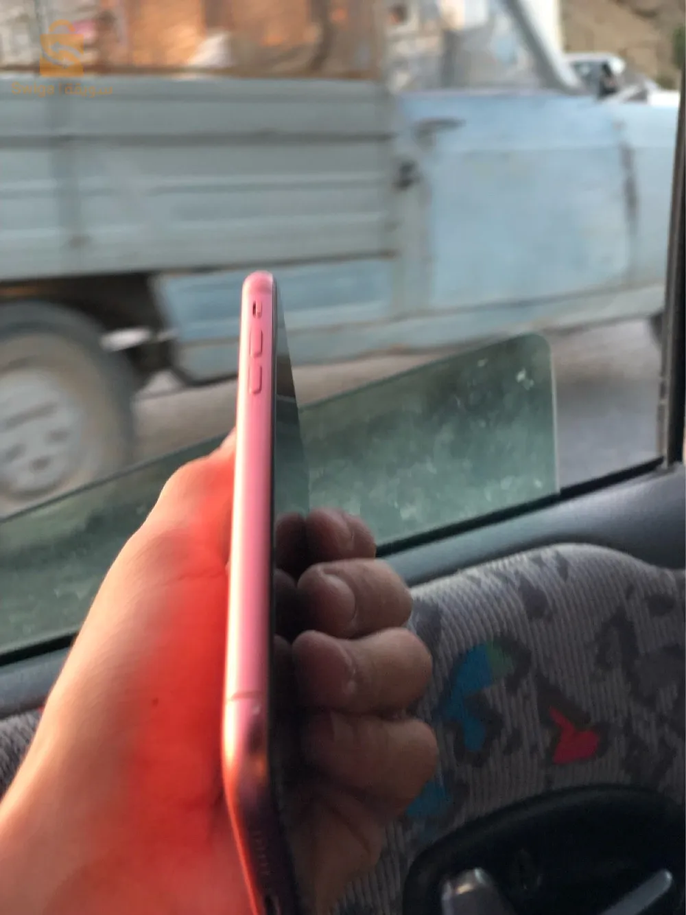 ايفون Xr فيسار قلاس أفون كولش ريقلو ستوكاج 64 رقم الهاتف 07.82.69.09.57