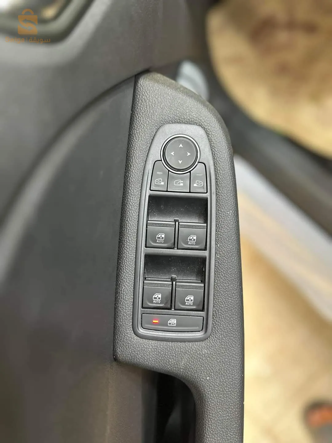 RENAUT CLIO 5 boit auto