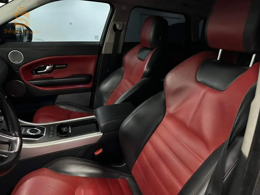 Range Rover évoque