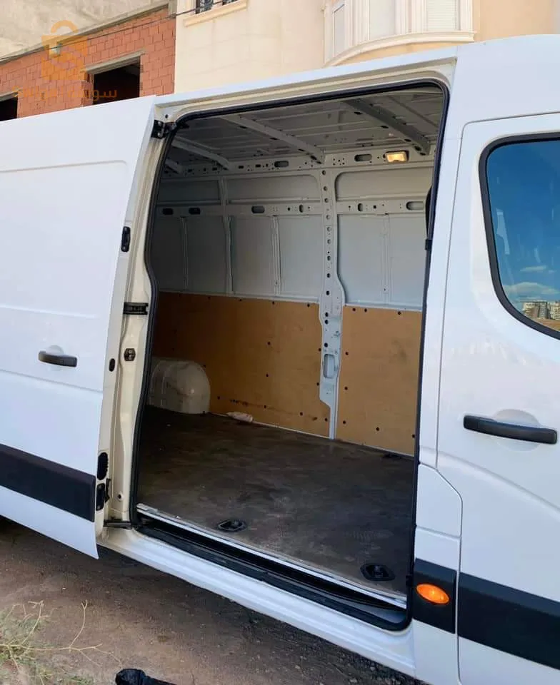 Renault MASTER 3 panneaux