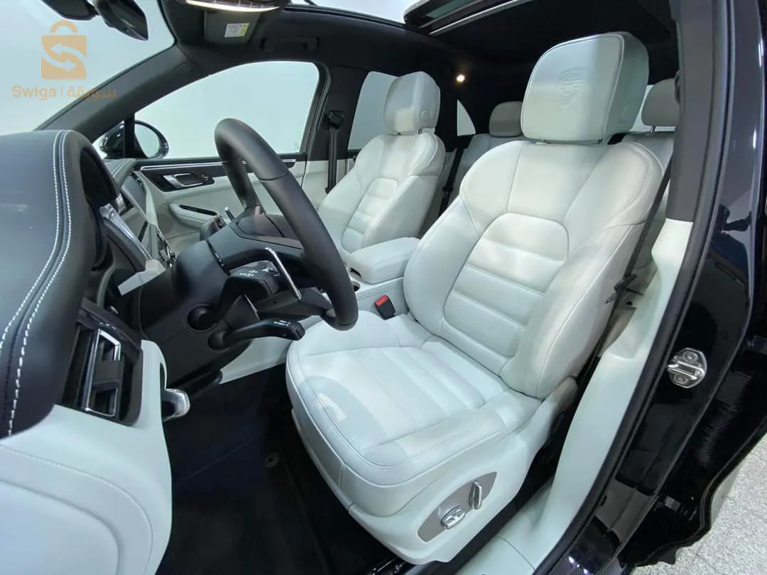Porsche Macan TURBO