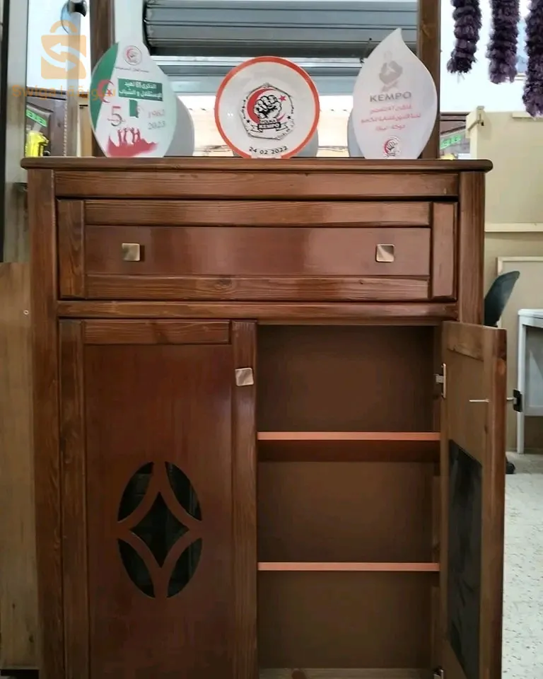 خزانة احذية