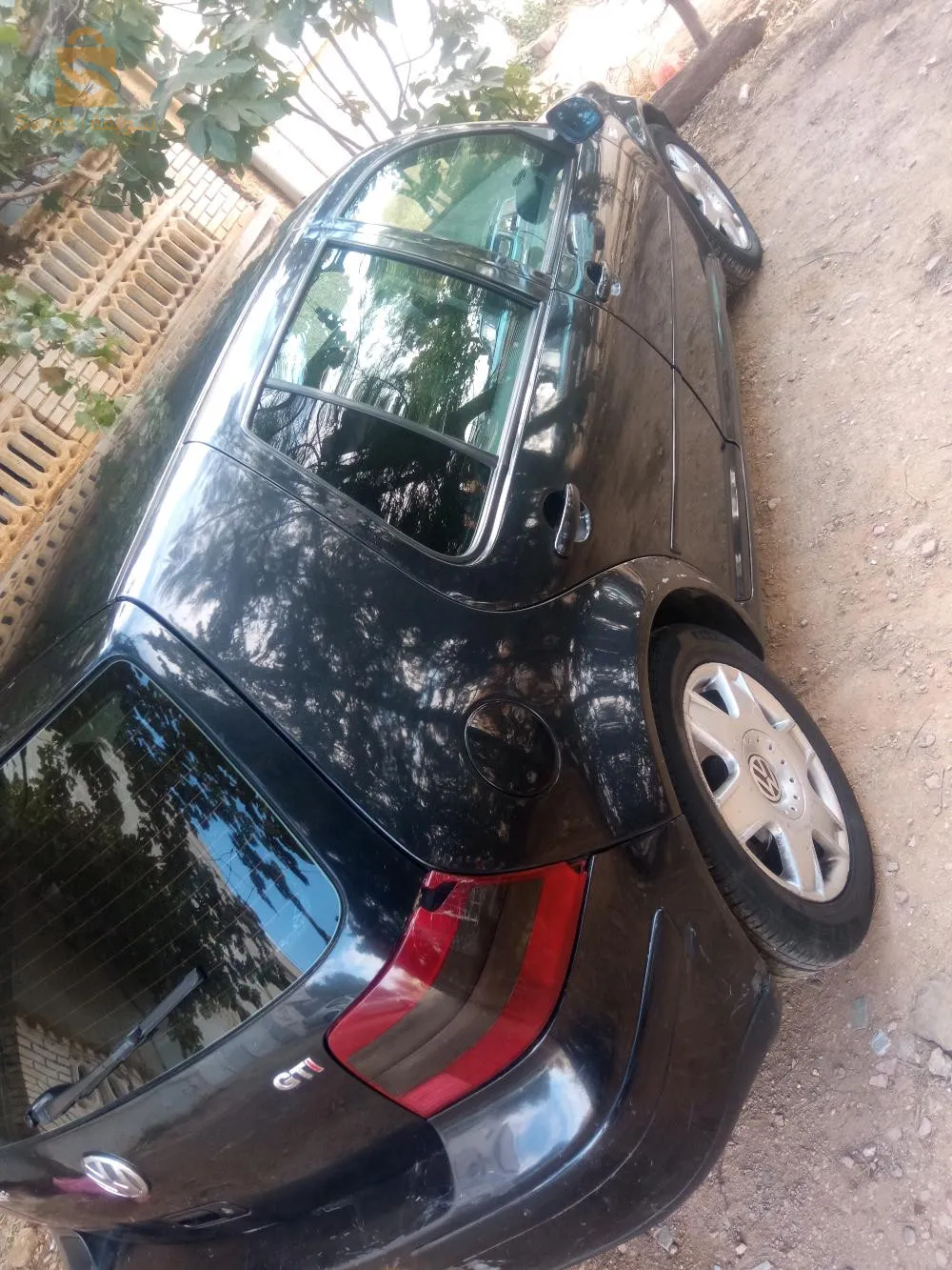 فيها مناجل بنتورة.  فوق الرودة برك.   الصالون سياج بيلوط.  الموتار.  150ch  التيراج ربي يبارك