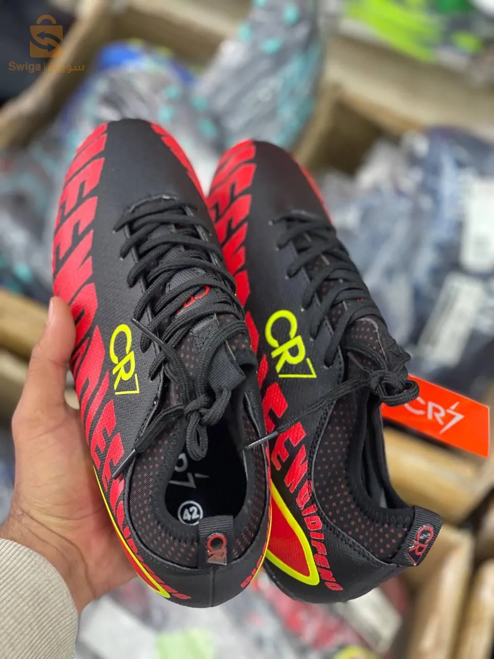 حذاء رياضي CR7