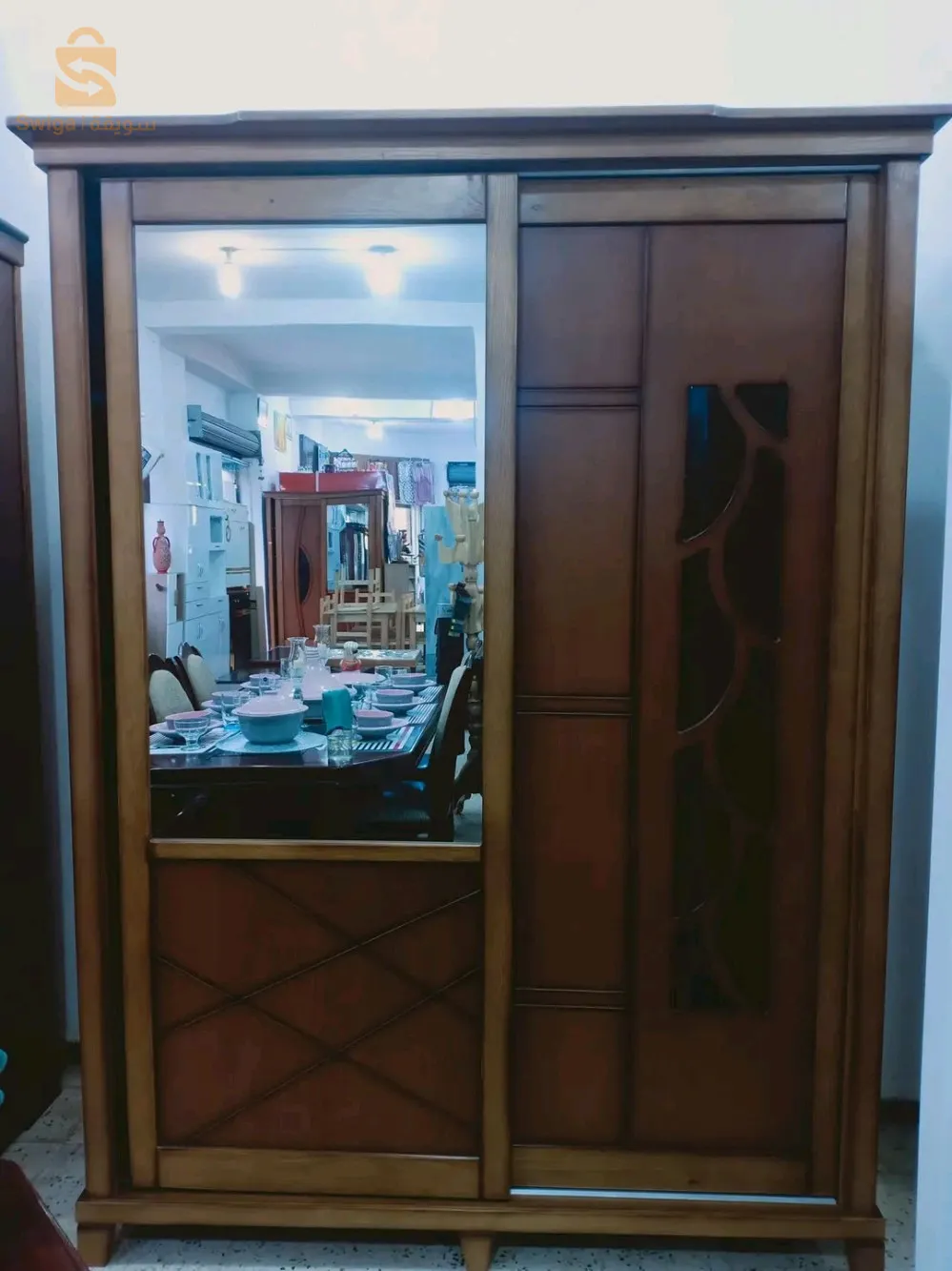 خزانة ملابس