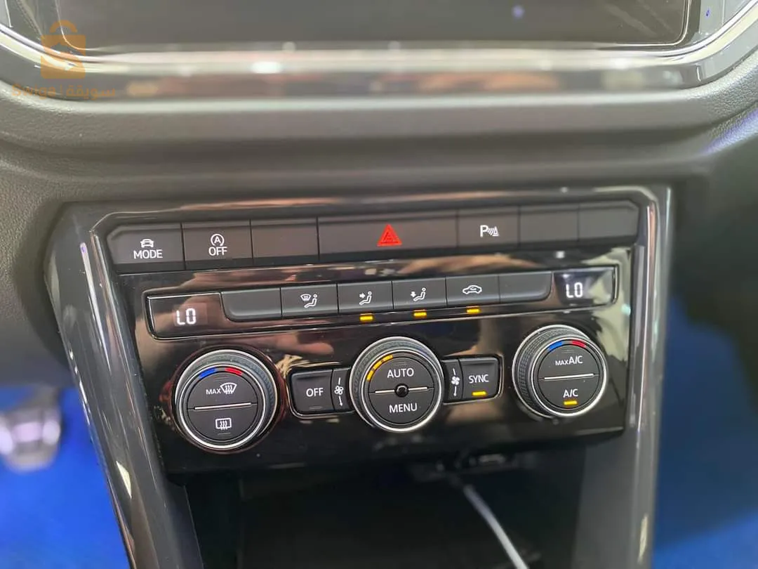 VW T-ROC 150Ch ess