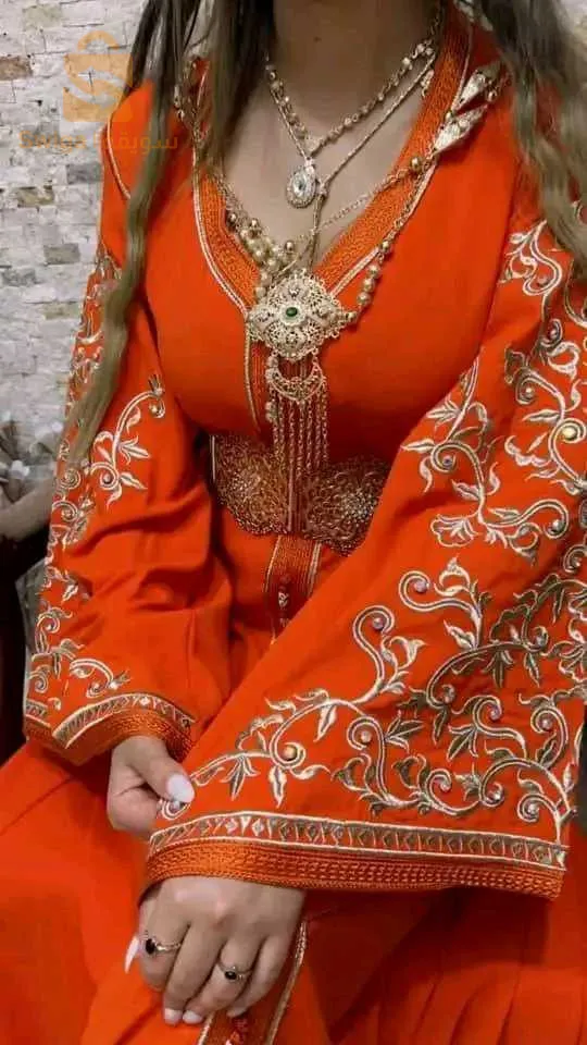 ملابس نساء