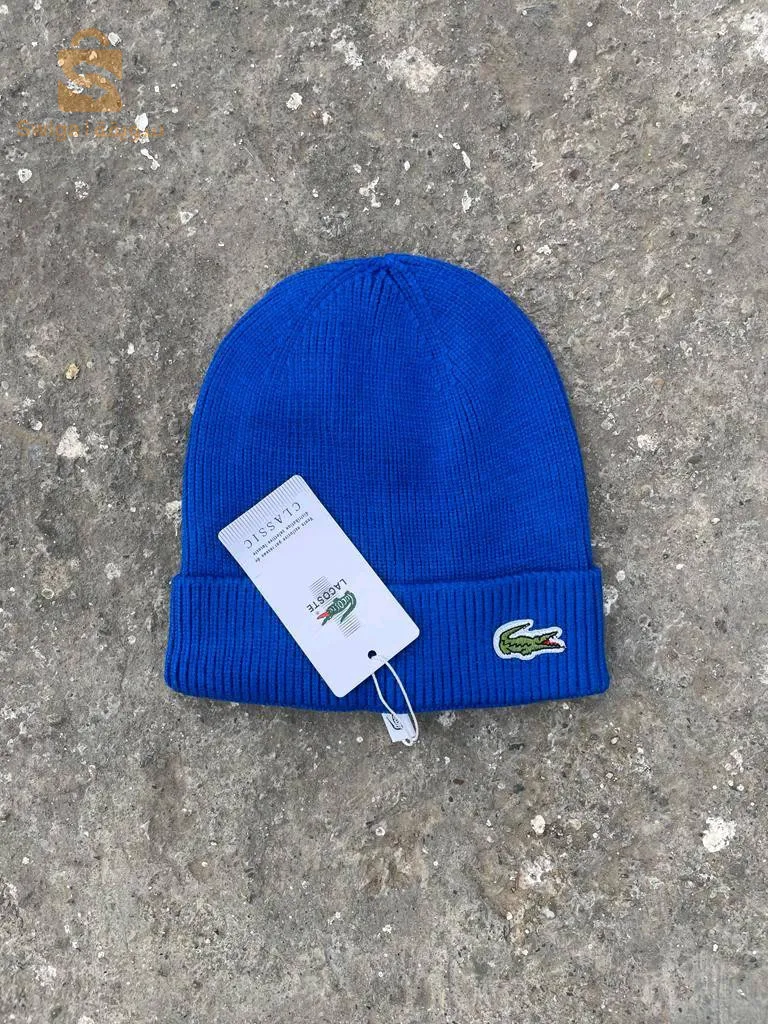 bonnet Lacoste et nike