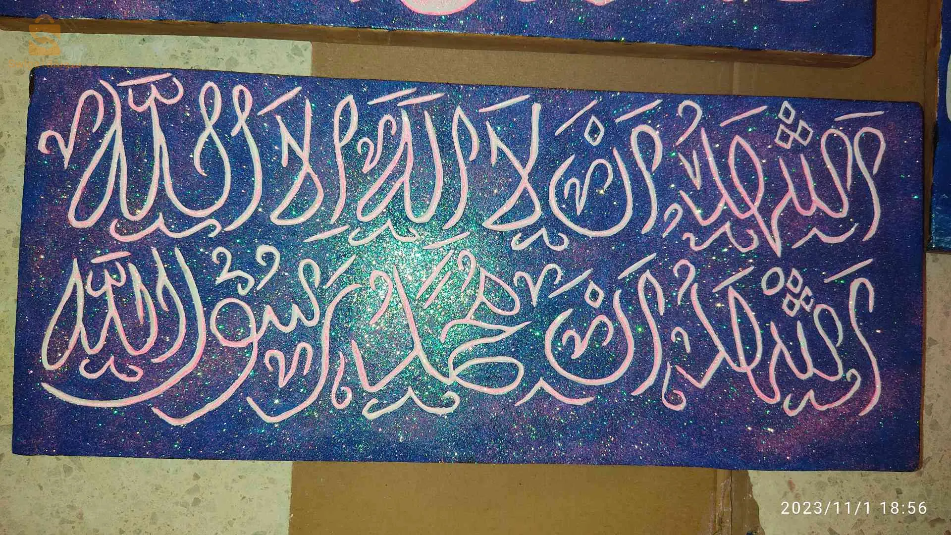 صناعة تحف فنية للزينة بكل الالوان والاحجام و الاشكال