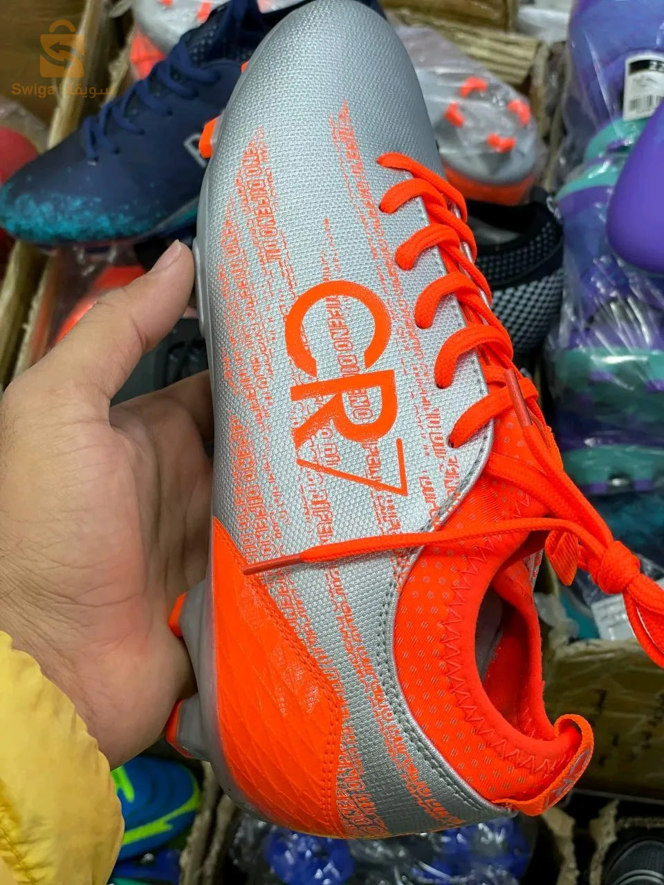 حذاء رياضي CR7 + Les bas gratuit