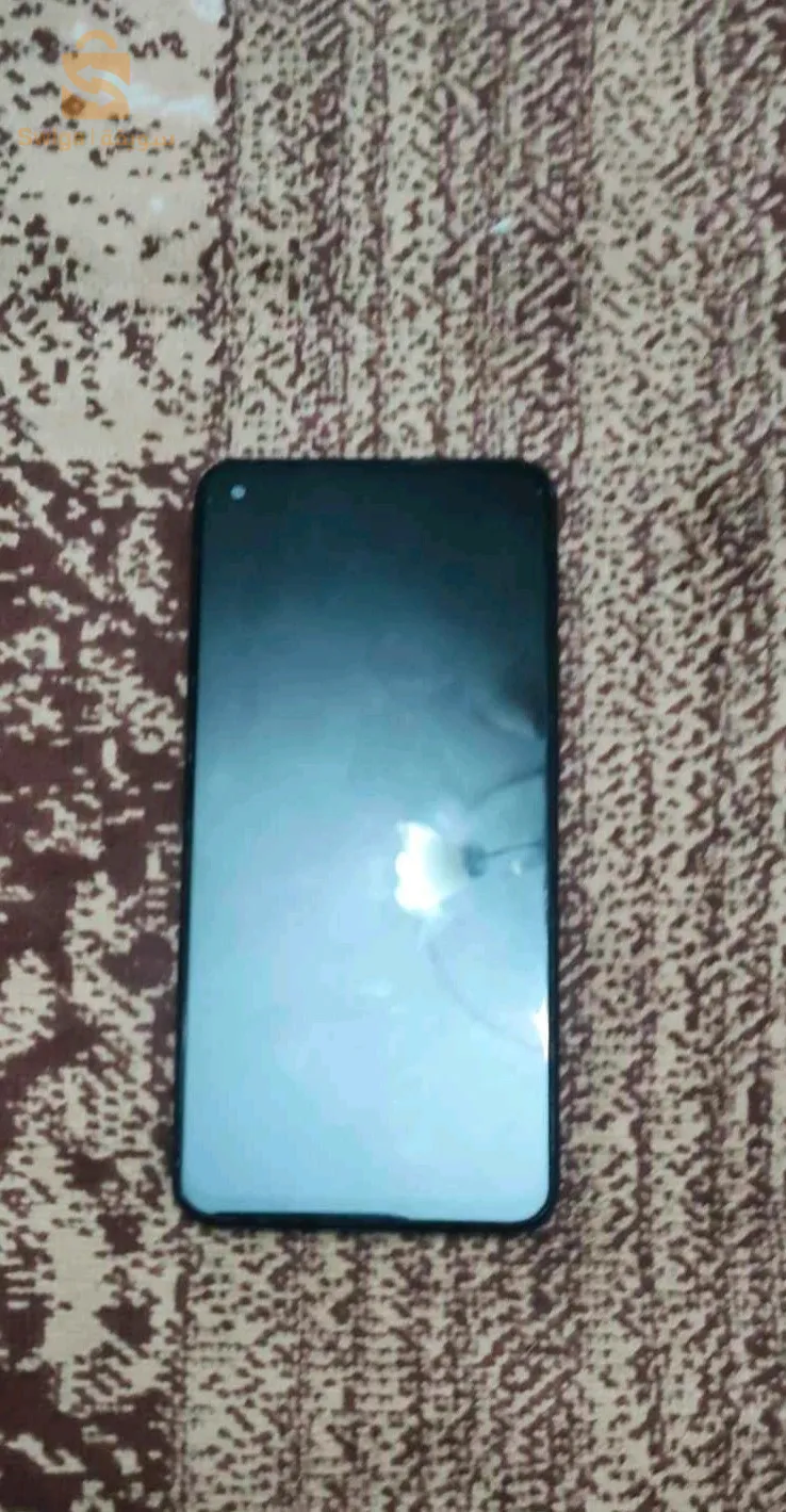 A 60 مع العلبة و الشاحن 6\64