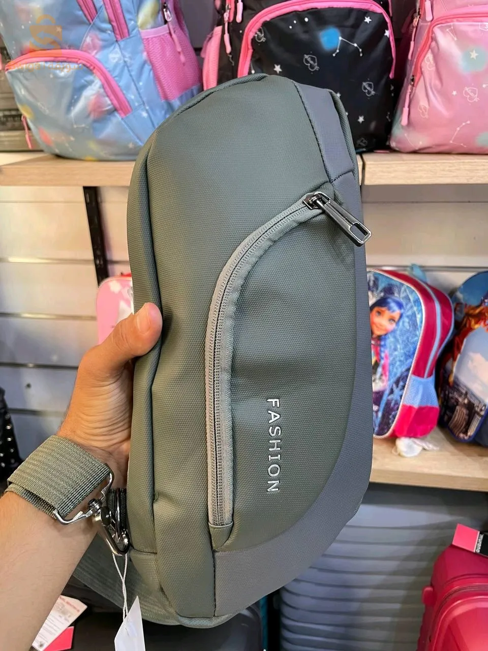 Sacoche fashion hbaaal
Trés Bonne qualité 
antivol original 
3800 DA
التوصيل مجاني لكامل ولايات الوطن 58 🇩🇿🇩🇿🇩🇿

للطلب والتواصل بالواتساب 
0096897536180