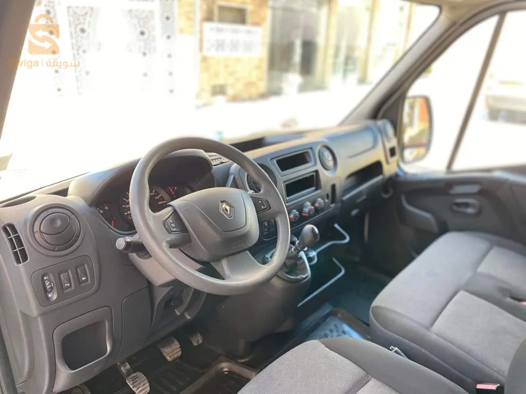 Renault MASTER 3 panneaux