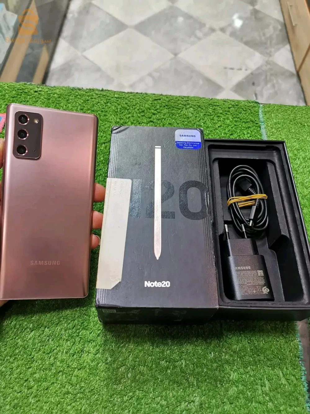 SAMSUNG NOT 20 CE
8.256