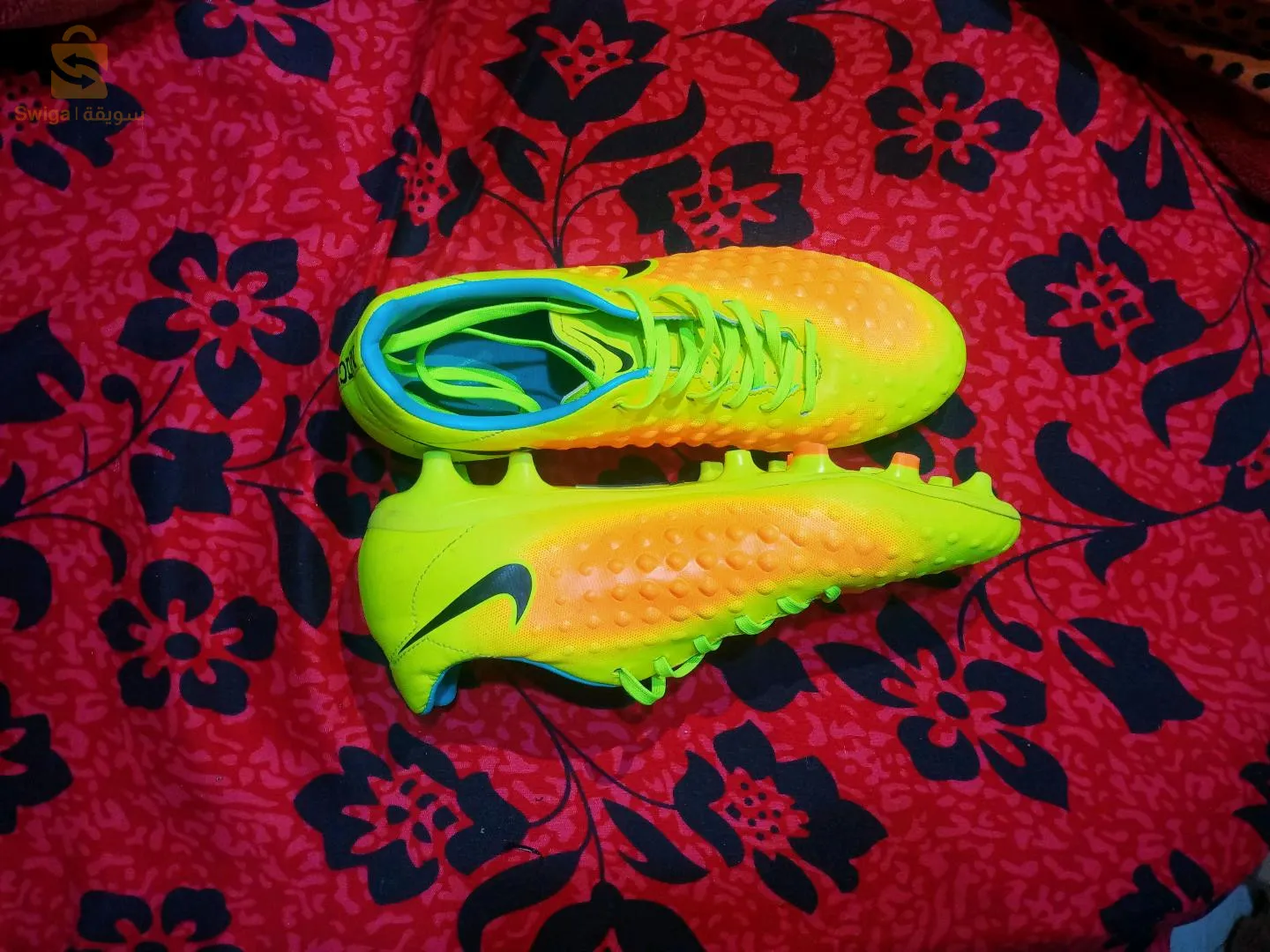 soli  Nike
some pro
poiantour 43