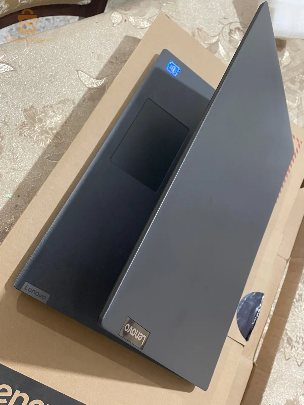 LENOVO V15-IGL