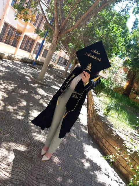 لباس التخرج