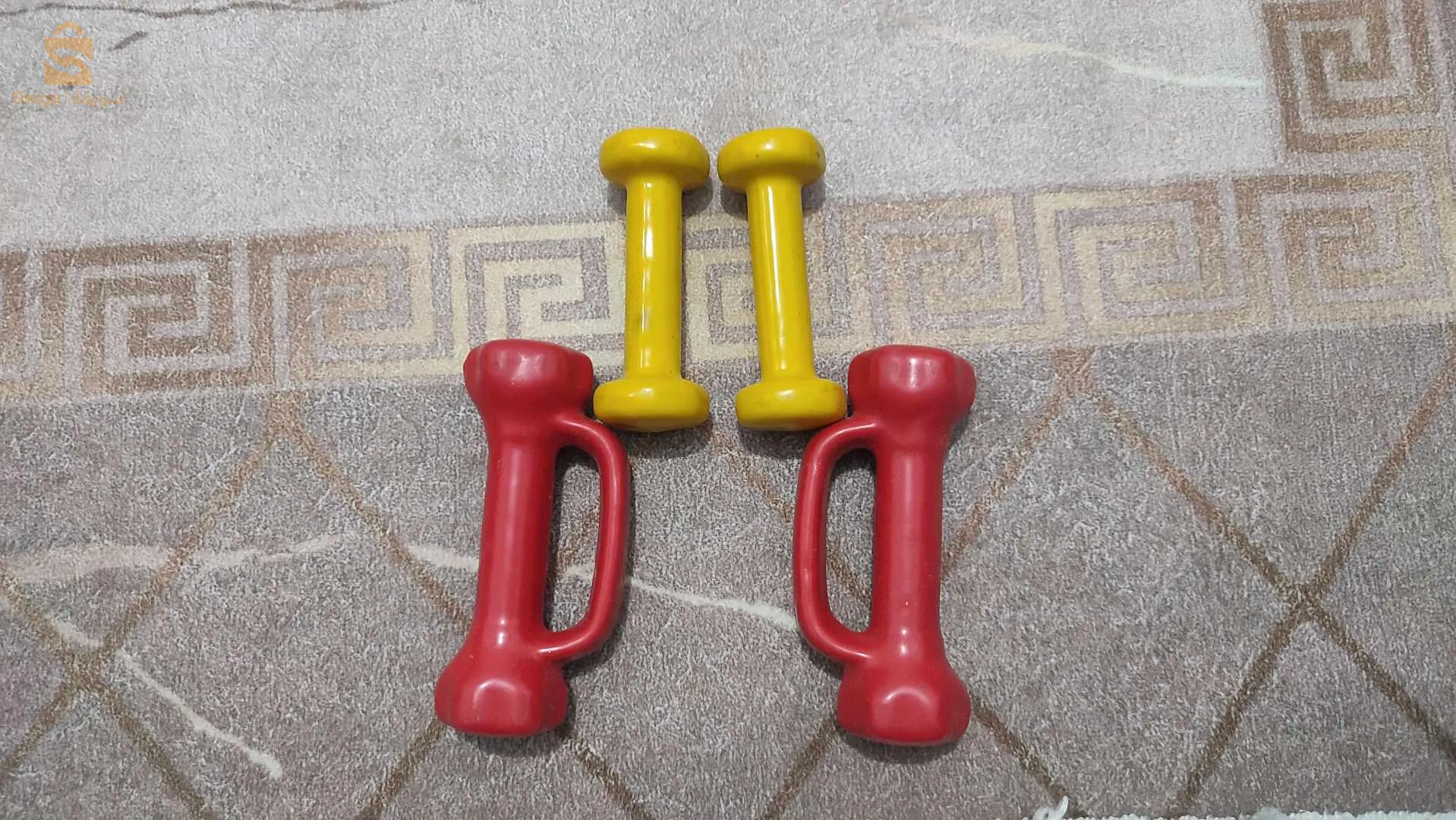 haltères pour femme et fitness 1kg et 05kg le tout a 2500 da